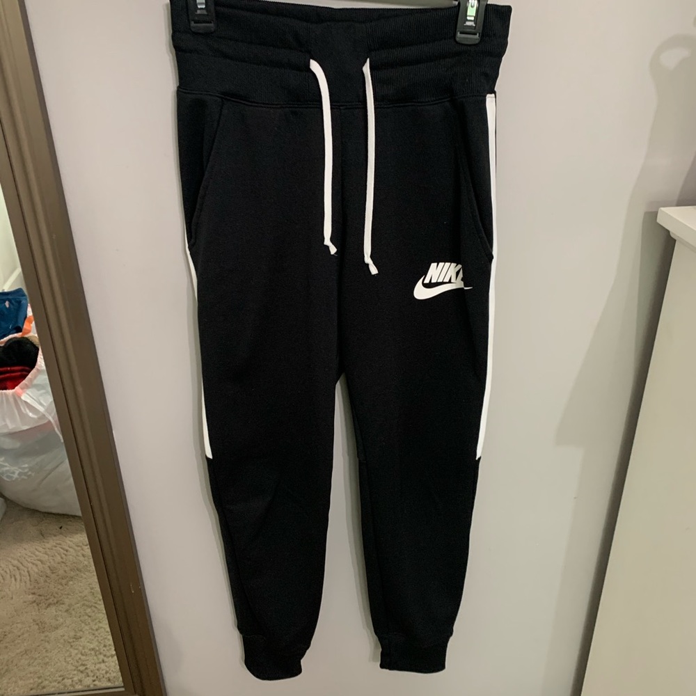 High waisted Nike Jogger